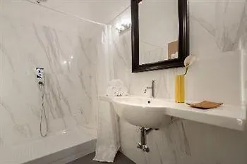 Sangallo - Residenze Romanae Konukevi 3*