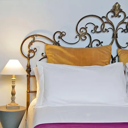 Sangallo - Residenze Romanae Affittacamere 3*